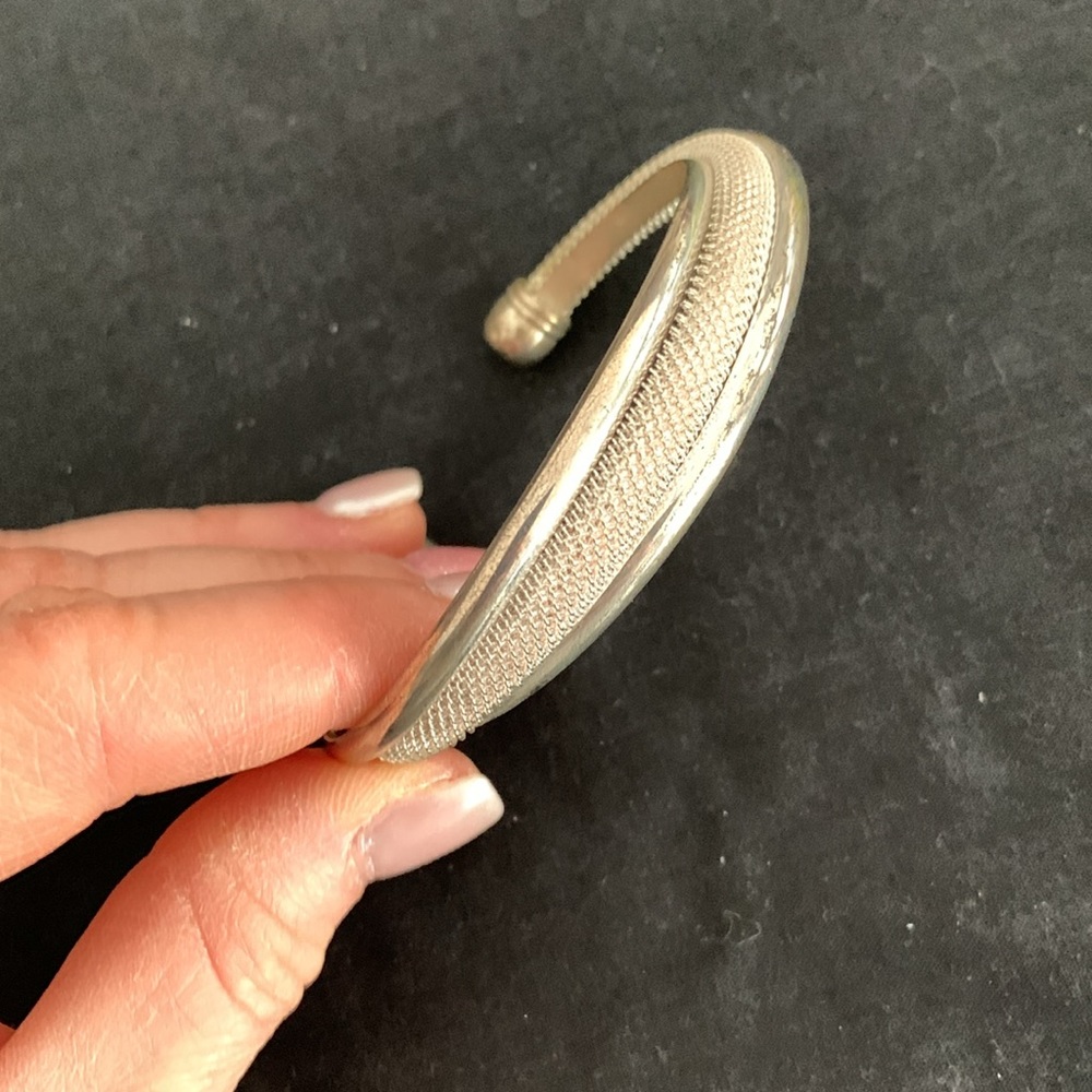 5 bracelets - Picture 4 of 12
